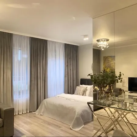 Apartment Ultra Kamienica Nova